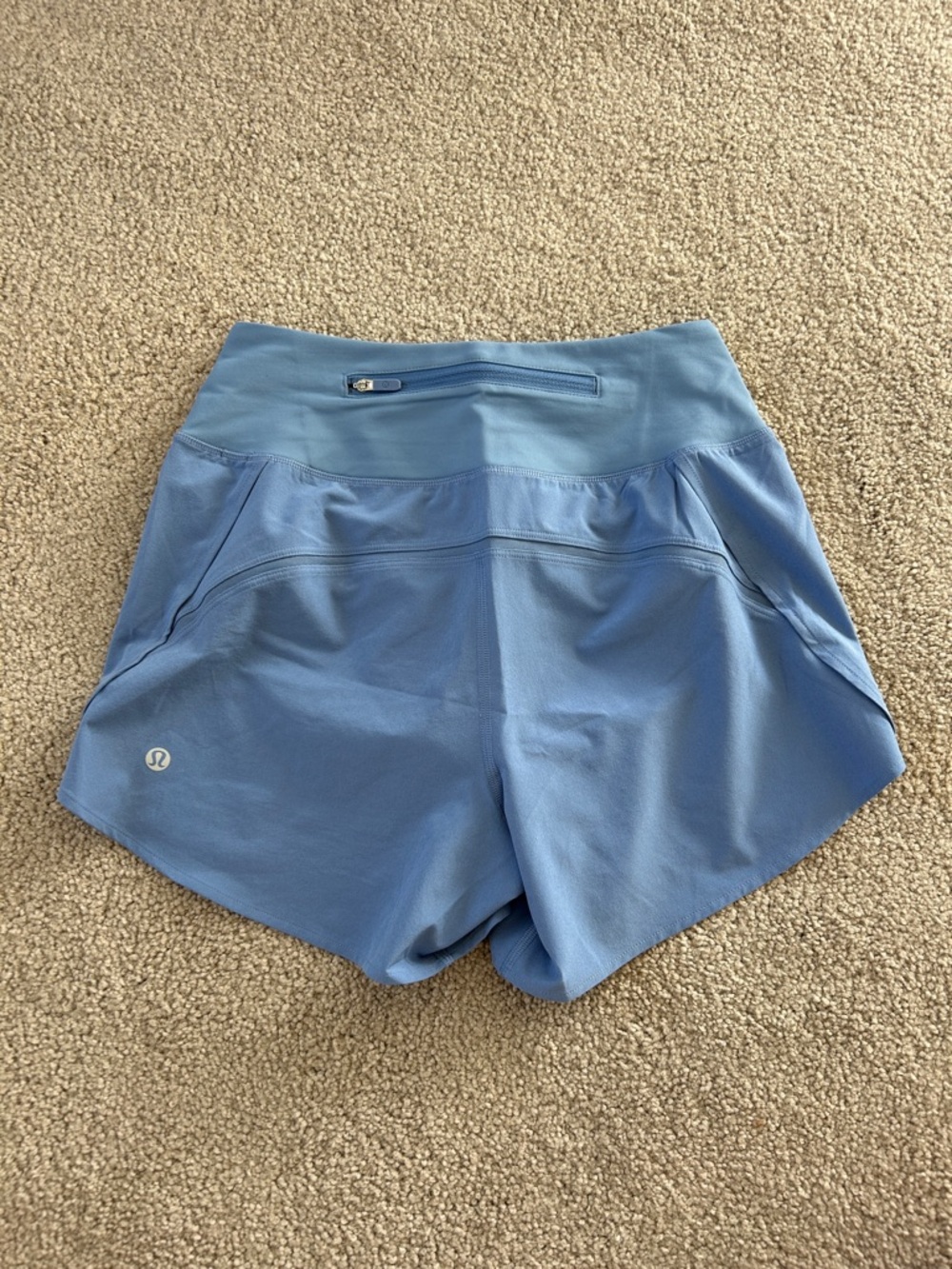 Women’s Lululemon Pool Party Speed Up Shorts *Updated* Size 2 - Picture 2 of 8